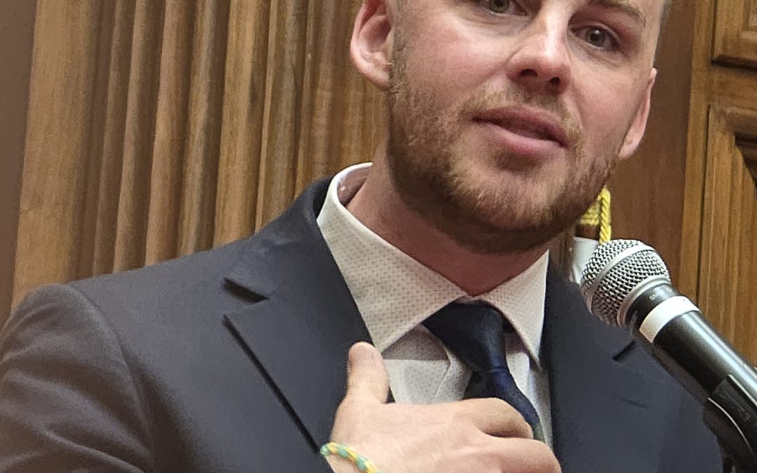 Tutulu le faipule ‘o le National ‘i lana lāuga ‘e uiga ‘i le pili ‘o le sitiseni mō Sāmoa