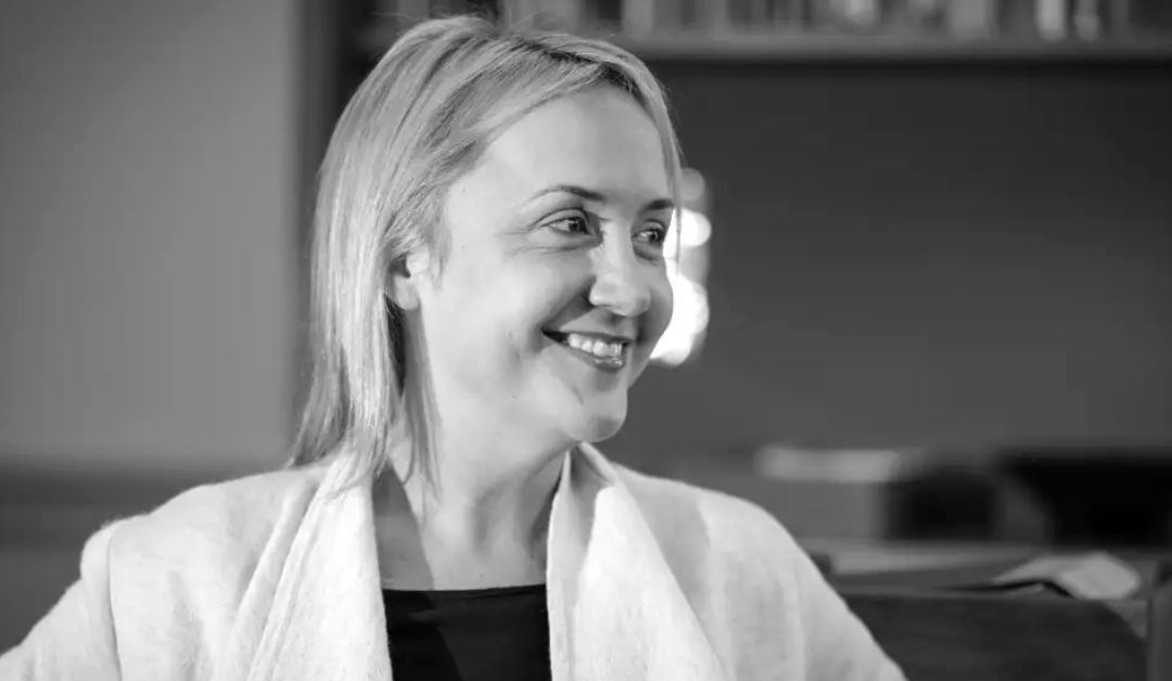 Nikki Kaye: Tele ma anoanoa’i mea na ia ‘ausia ‘i totonu ‘o le 44 tausaga
