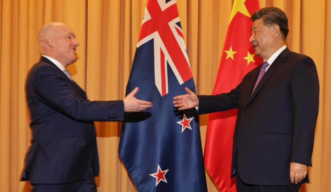 Ta’u atu ‘e Xi Jinping ‘iā Luxon, ‘e tatau ‘iā Niu Sila ‘ona va’ai ‘iā Saina ‘o se pā’aga, ‘ae lē ‘o se taufa’amata’u