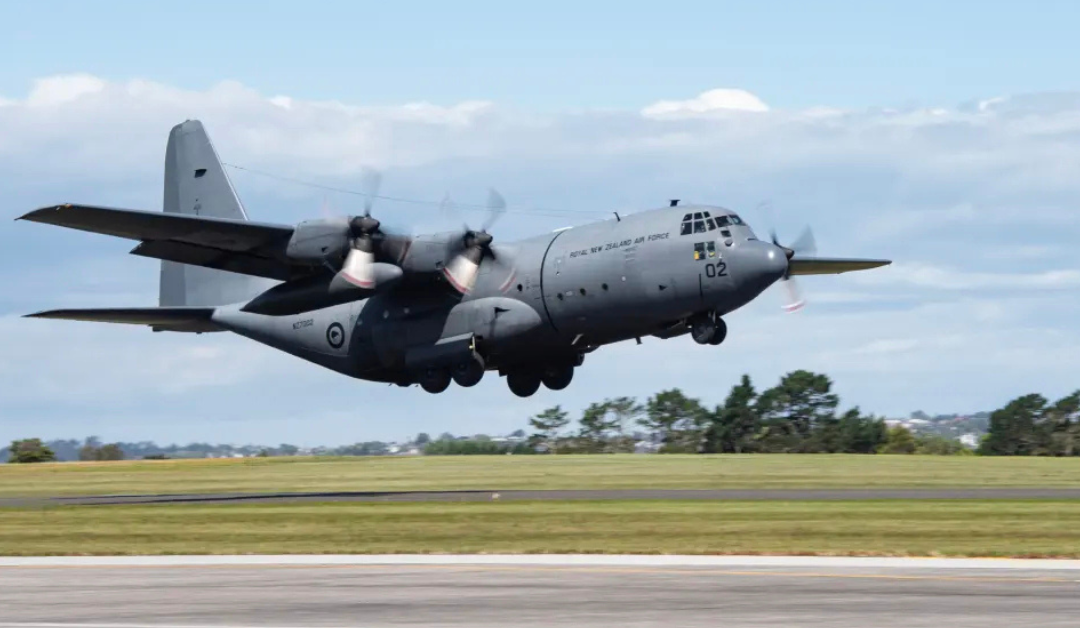 Vanuatu: Toe liliu mai le Hercules ‘a le Puipuiga ‘a Niu Sila ‘ona ‘o se lapata’iga ‘o se mū ‘i le afi