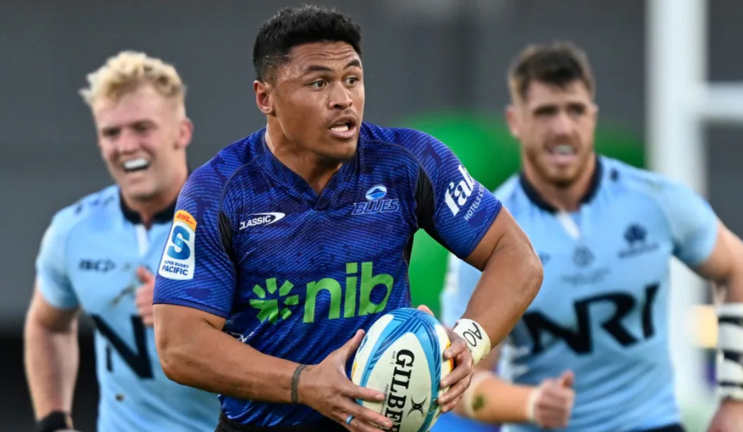 Toe saini Caleb Clarke ‘e fa’asa’o ni sasi ‘i luga ‘o le malae