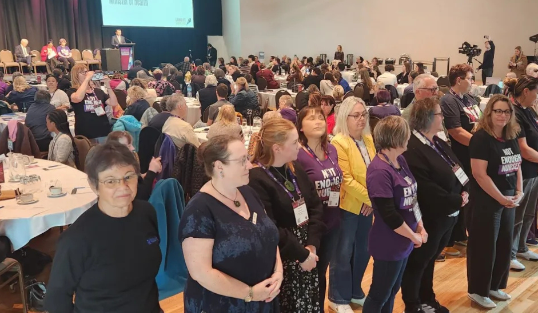 Ū tua ‘o tausi soifua ‘i le lāuga ‘a le Minisitā ‘o le Soifua Mālōlōina
