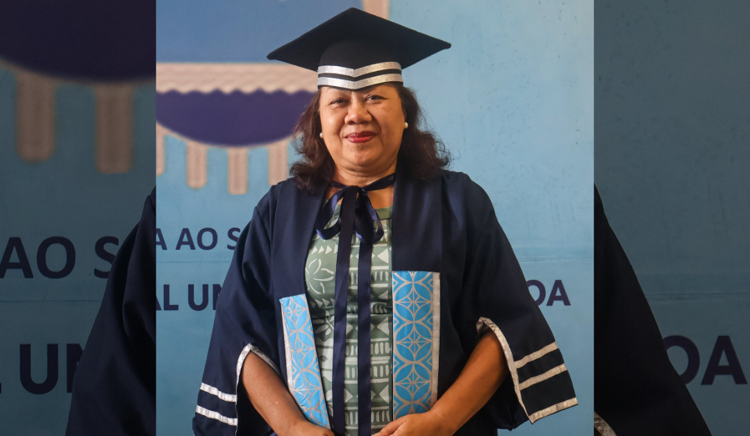 Toe tōfia le tinā Polōfesa ‘iā Tuifuisa’a Patila Amosa ‘i le ‘Ōfisa Sili ‘o le Pūlega ‘o le Iunivesitē Āoao ‘o Sāmoa