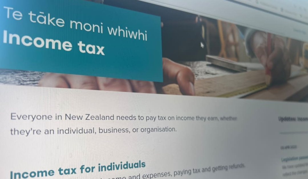 Fa’aaogā ‘e se tagata taufa’asesē fa’amaumauga na ia fa’atauina mai luga ‘o le “dark web”