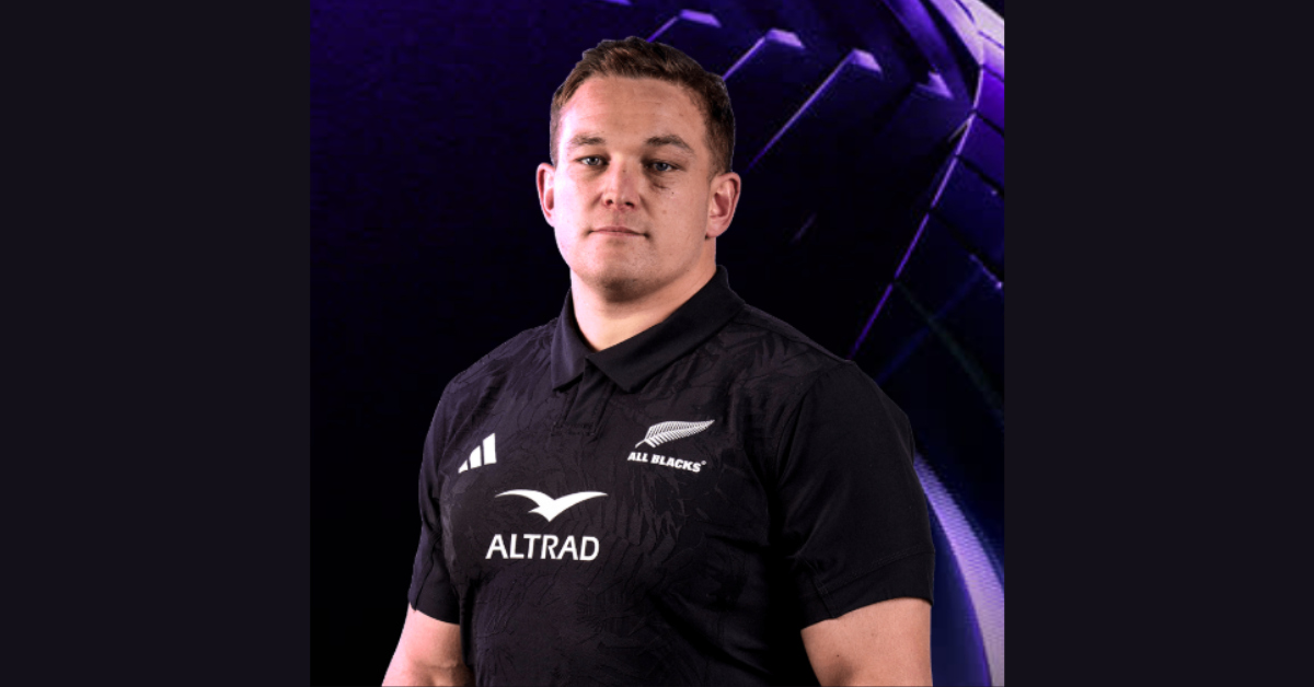 All Black Ethan de Groot re-signs to end of 2029